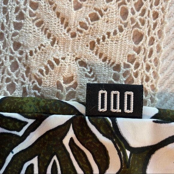 ODO Men’s Hawaiian Floral Button Down Shirt - Picture 4 of 10